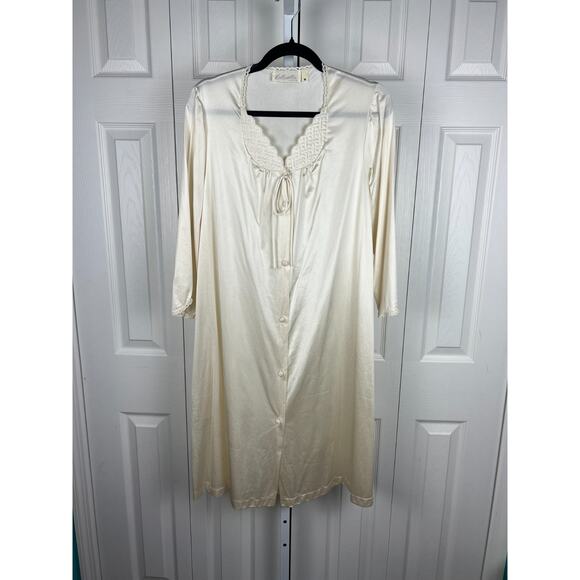 Vintage Cream Satin Button Down Collectible By JC Penny Made In USA Robe Medium - Picture 9 of 10